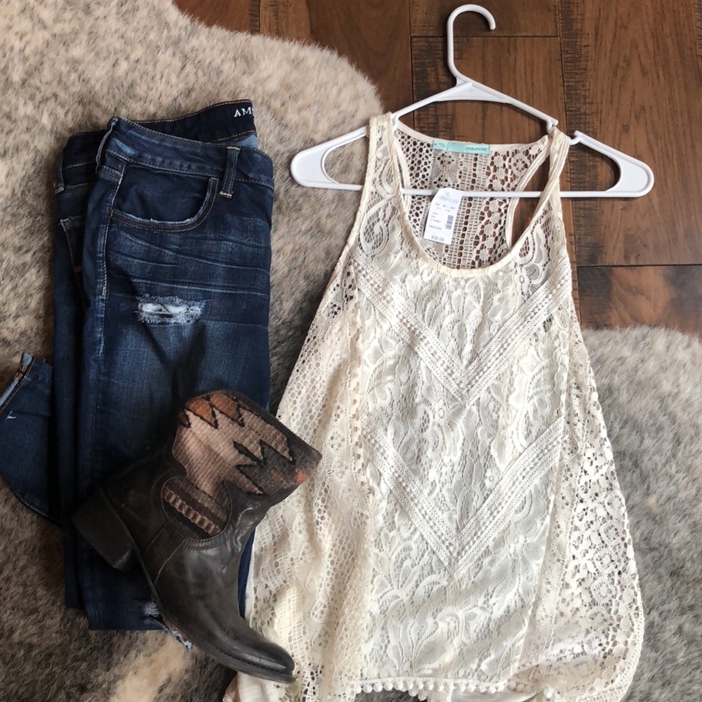 Lace tank NWT